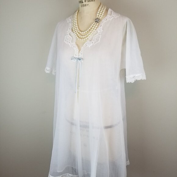 Pretty Vintage 1950's Sheer White Robe with Blue Bow Ladies Size Small - Picture 3 of 8